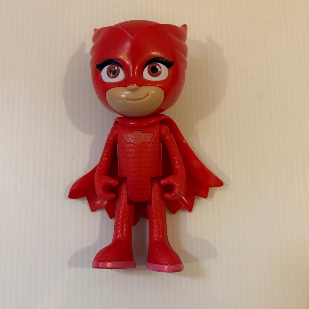 PJ Masks 6" Deluxe Talking Red Owlette Hero Poseable Action Figure Toy WORKS